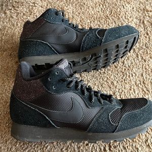 Nile High Top Sneaker